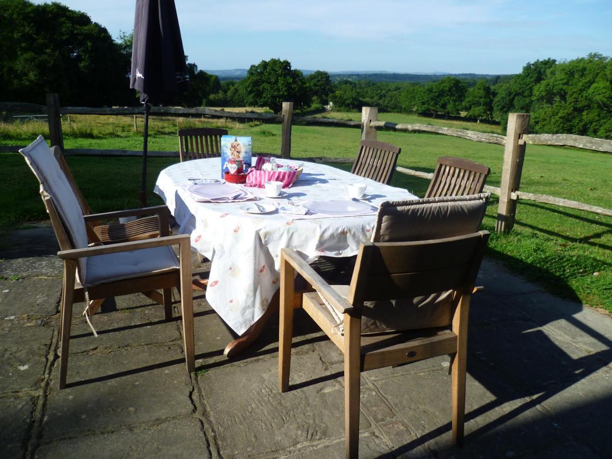 Moaps Farm B&B Support Small Business, Welcome, Check In From 5 Pm Danehill Dış mekan fotoğraf