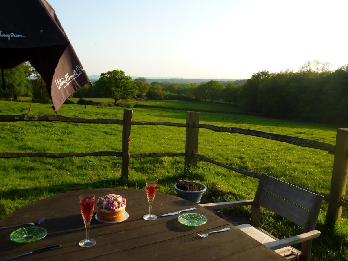 Moaps Farm B&B Support Small Business, Welcome, Check In From 5 Pm Danehill Dış mekan fotoğraf