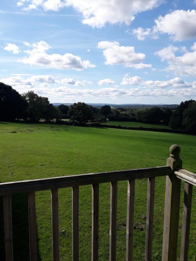 Moaps Farm B&B Support Small Business, Welcome, Check In From 5 Pm Danehill Dış mekan fotoğraf